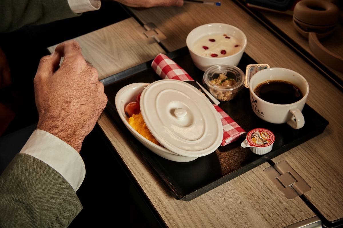 Haizea, la marca de gastronomía de iryo, basa su oferta en productos frescos y de proximidad