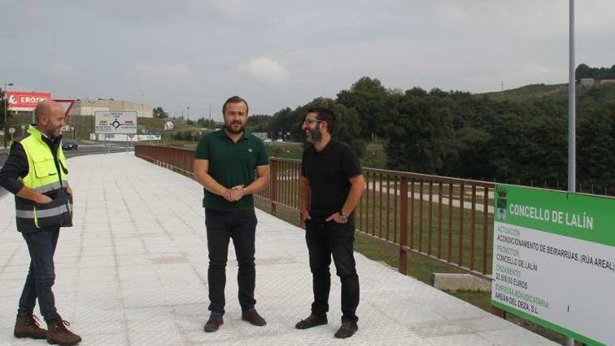 Cuiña y Vilariño visitaron la zona de obras en la calle Areal.