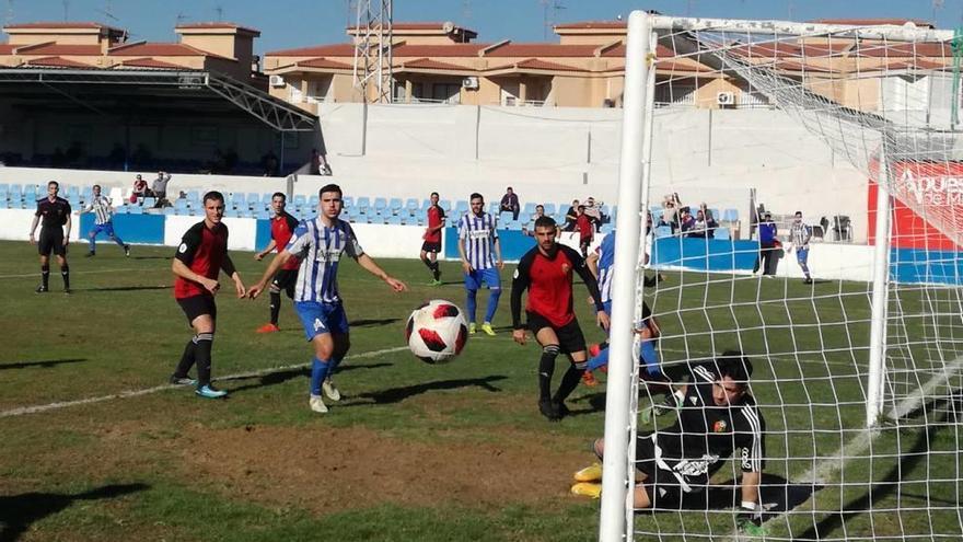 El Águilas acaricia el play off