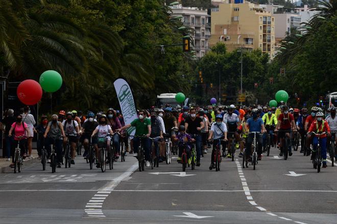 Bicifestación: Miles de ciclistas se manifiestan en Málaga por una movilidad sostenible