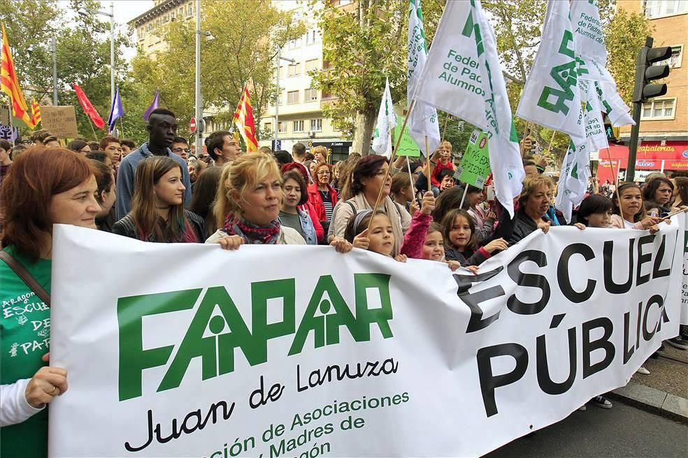 Manifestación contra la Lomce en Zaragoza