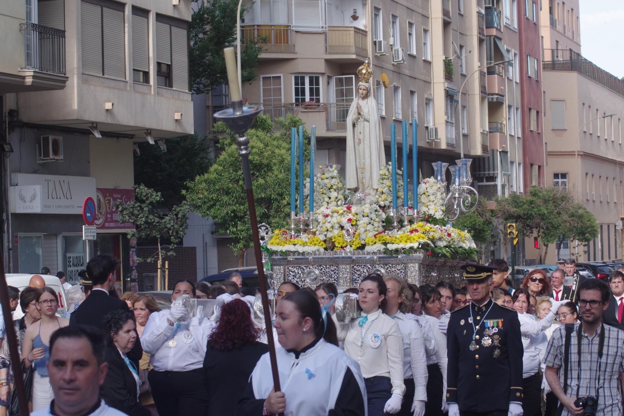 Procesión de la Virgen de Fátima por el barrio de la Trinidad, el domingo 11 de mayo de 2025