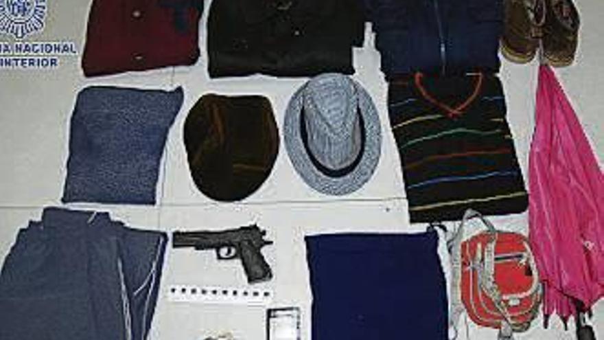 Detenido en Santiago por siete atracos a comercios con una pistola falsa