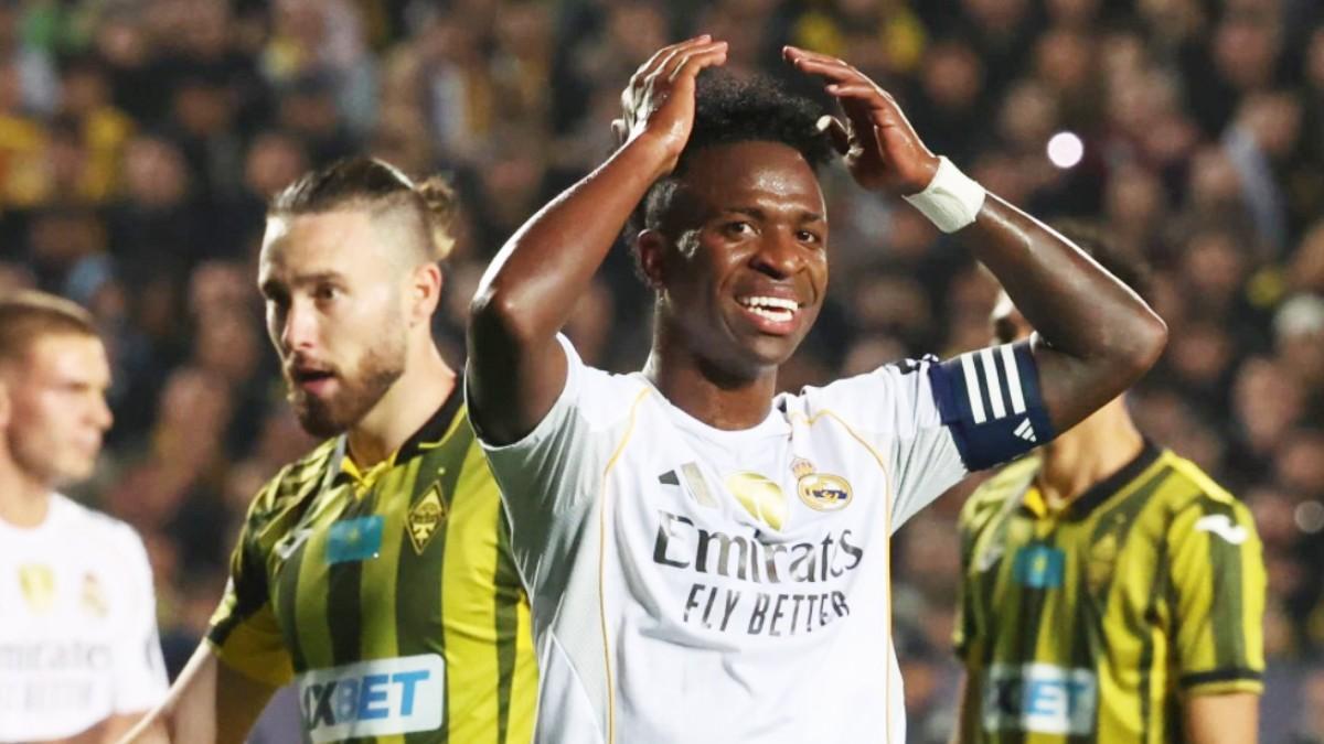 EFE Vinícius se lamenta