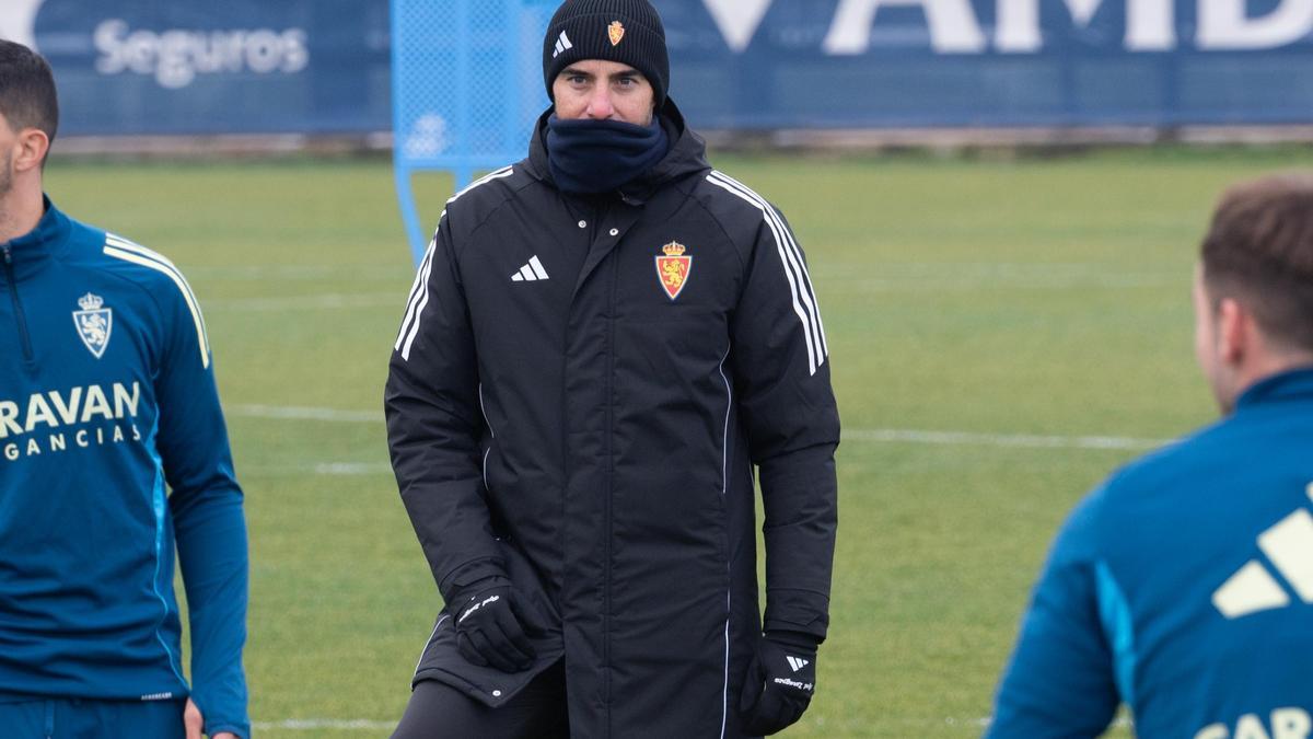 Rubén Sellés, con la mirada al frente en la vuelta al trabajo del Real Zaragoza