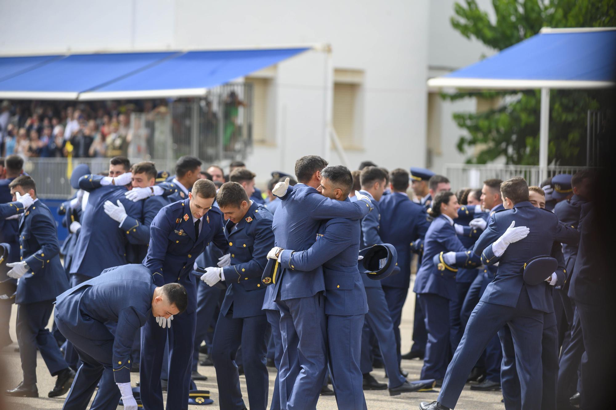 Las imágenes de la visita del rey Felipe VI en la Academia General del Aire de San Javier