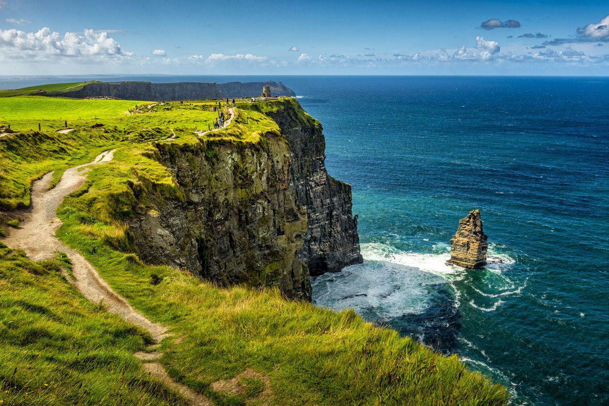 Todo lo que debes saber para perderte por la costa oeste de Irlanda.