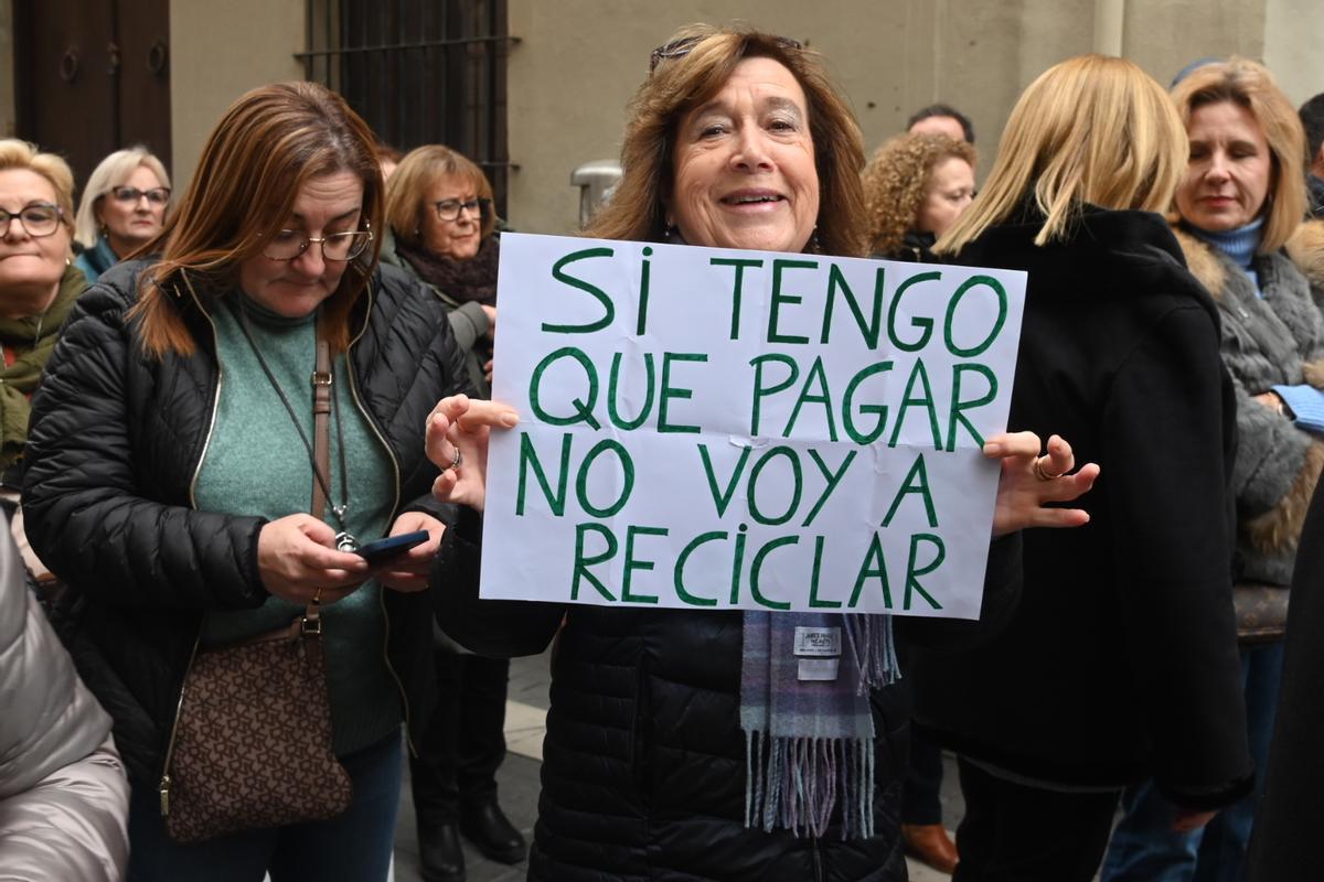 Uno de los muchos carteles que han lucido.