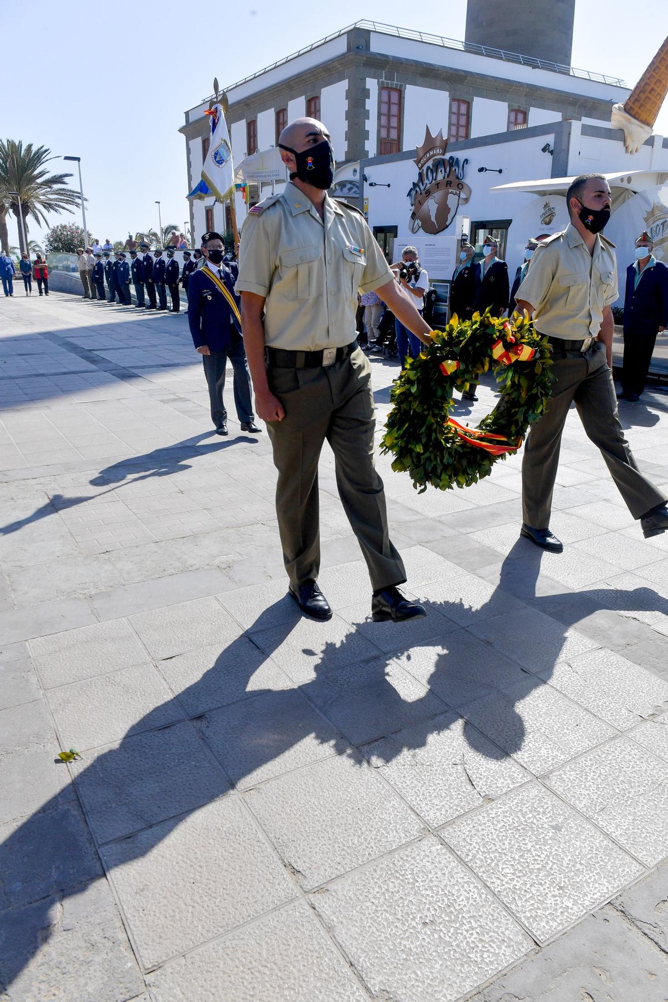 Acto de homenaje a los paracaidistas caídos en acto de servicio entre 1965 y 1979 en Maspalomas