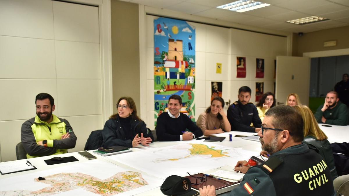 La delegada de la Junta de Andalucía en Málaga, Patricia Navarro, ha desactivado este lunes por la tarde el Puesto de Mando Avanzado (PMA) instalado en la tenencia de alcaldía de Casares Costa.