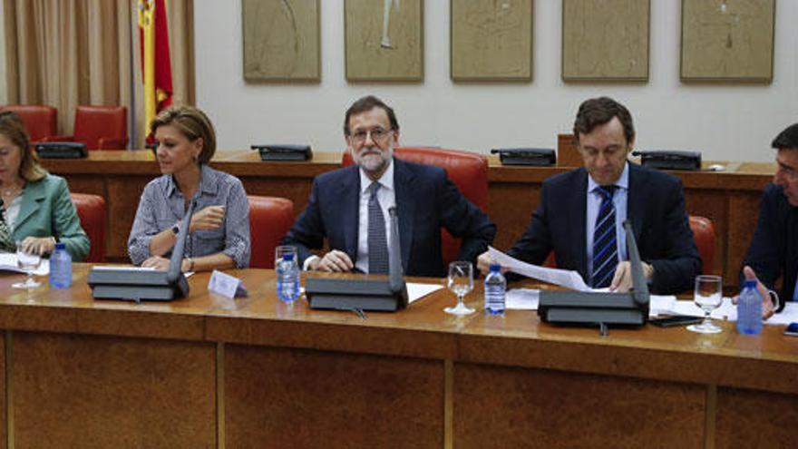 Rajoy, durante la reunio´n de este lunes con diputados del PP.