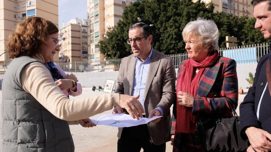 Briones y Porras visitan el CEIP Camino de San  Rafael. | L.O.