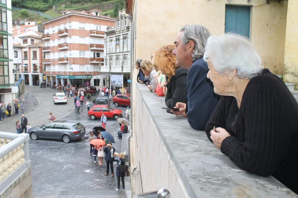 Boda en Cudillero de Estefanía Torres, eurodiputada de Podemos