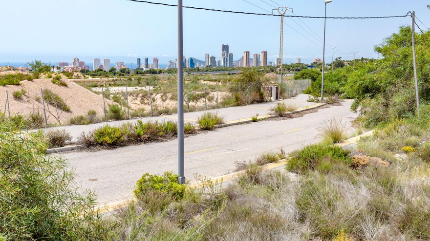 La apertura del polígono de Benidorm necesitará una obra más: adaptar el acceso sur