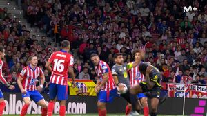 Nadie lo entiende todavía: ¿Por qué señaló penalti al Atlético en esta acción? Robo histórico