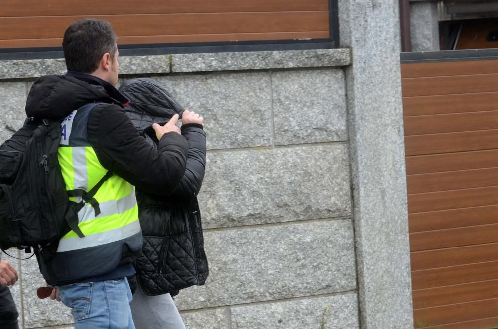 Las imágenes del registro en el chalé de Ribadumio