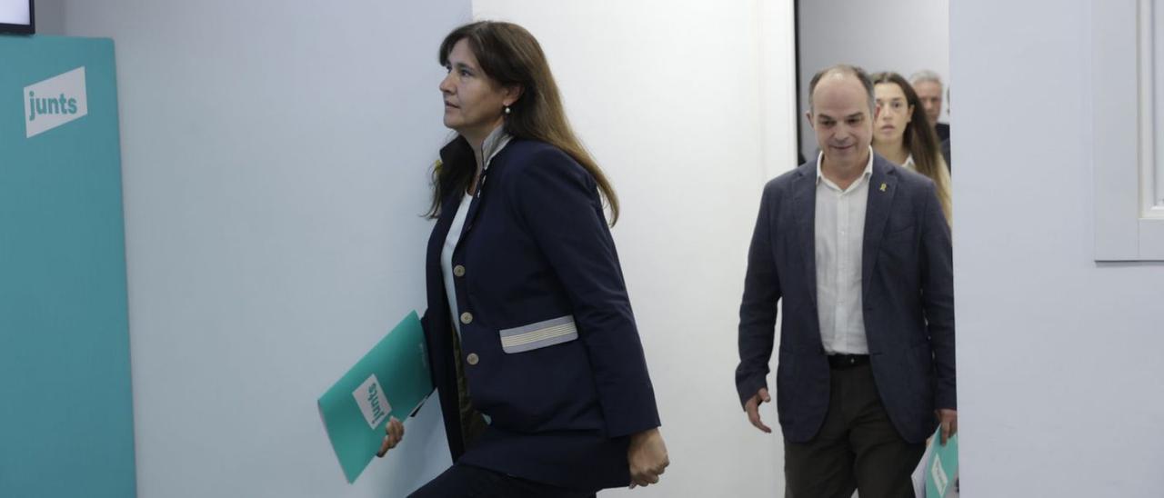 Laura Borràs i Jordi Turull, divendres passat, després de la consulta a la militància