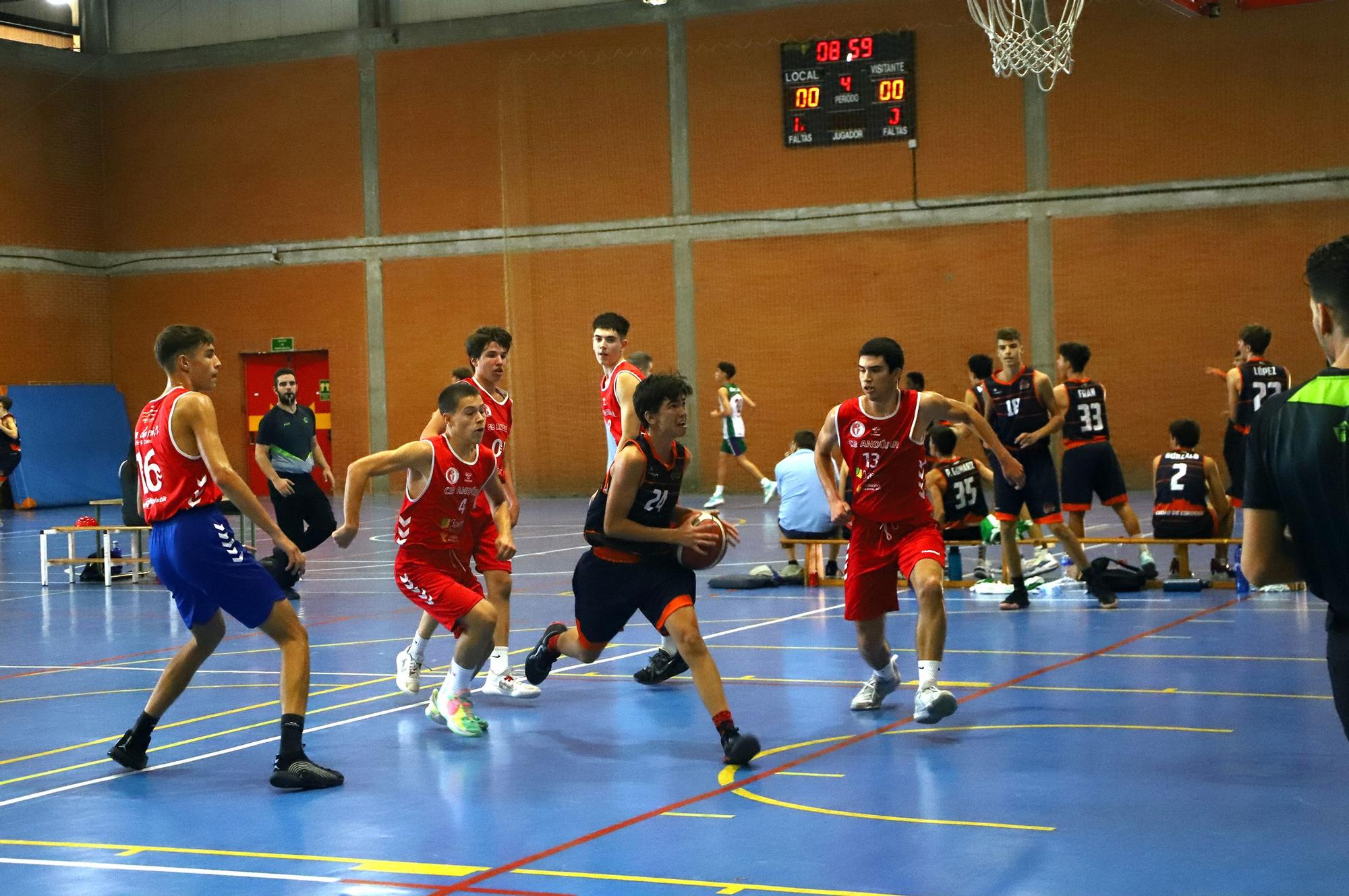 Las imágenes del Memorial Abilio Antolín de baloncesto