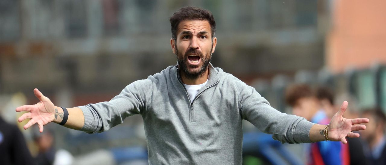Cesc durante un partido del Como.