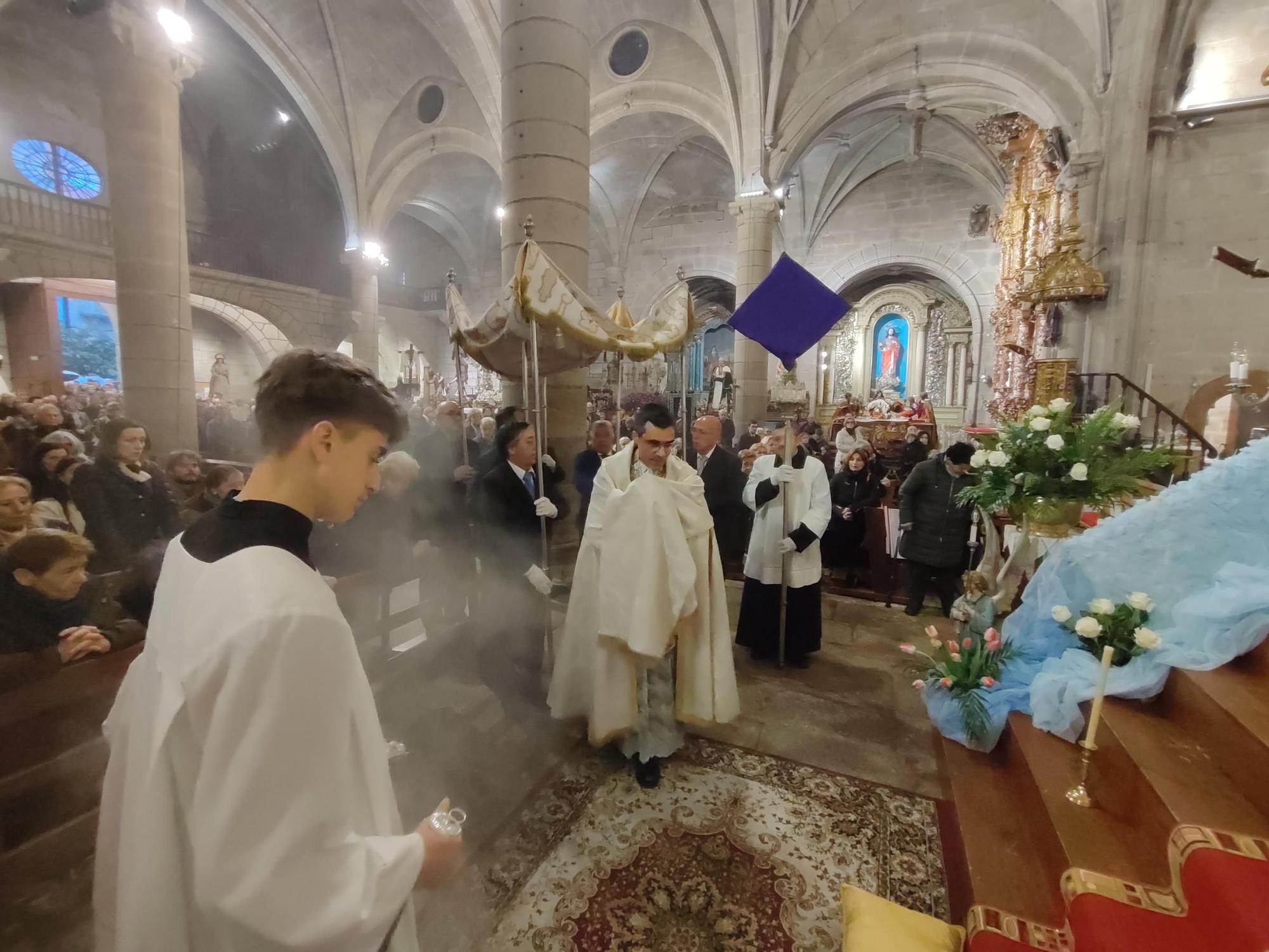 La procesión de la Santa Cena de la Semana Santa de Cangas