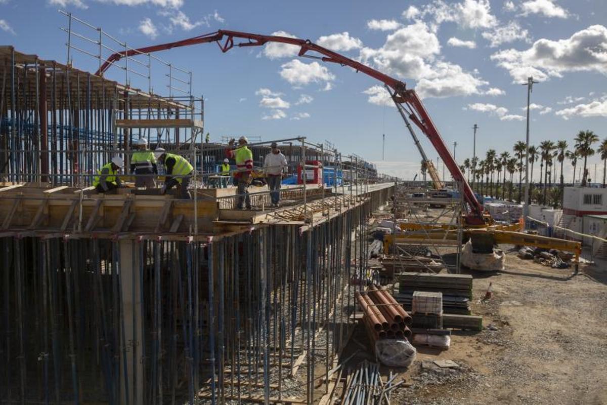 Obras en el Port Olímpic, el futuro balcón gastronómico