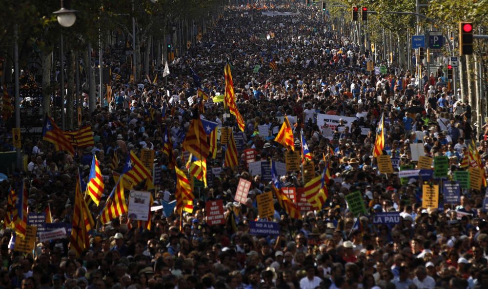 Manifestació contra el terrorisme i en suport a les víctimes dels atemptats de Barcelona