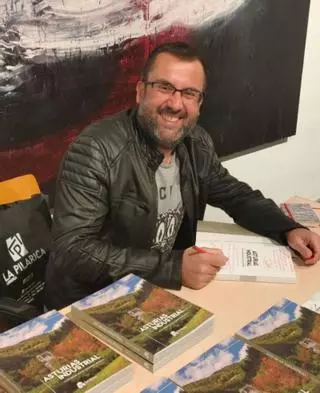 Toño Huerta, geógrafo y director de la Fundación Juan Muñiz Zapico: "El patrimonio industrial de La Camocha es un recurso dinamizador"