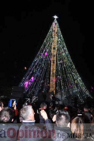 Encendido del Gran Árbol de Navidad de la Plaza Circular de Murcia