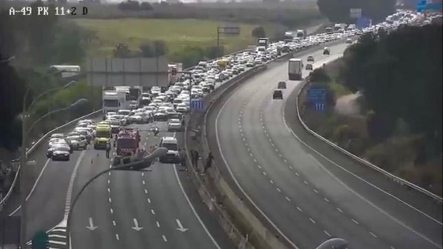VÍDEO | Accidente en la A-49 en Bollullos de la Mitación sentido Sevilla