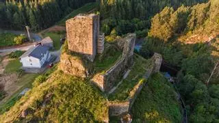 Las ruinas del castillo medieval más bonito de Galicia, a un paso de Santiago