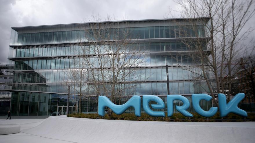 EEUU autoriza el uso de emergencia de la pastilla anticovid de Merck