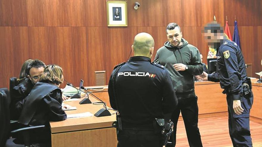 El juez baja la pena al asesino del punto de encuentro por su intento de suicidio