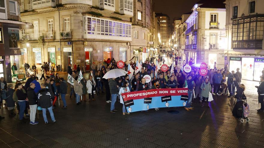 Una protesta pide a la Xunta que baje las ratios en todas las etapas educativas