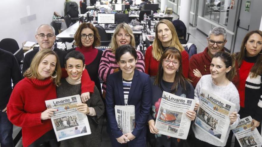 Periodistas que han pasado por la edición de l&#039;Horta con la directora, Lydia del Canto, y la subdirectora Isabel Olmos.