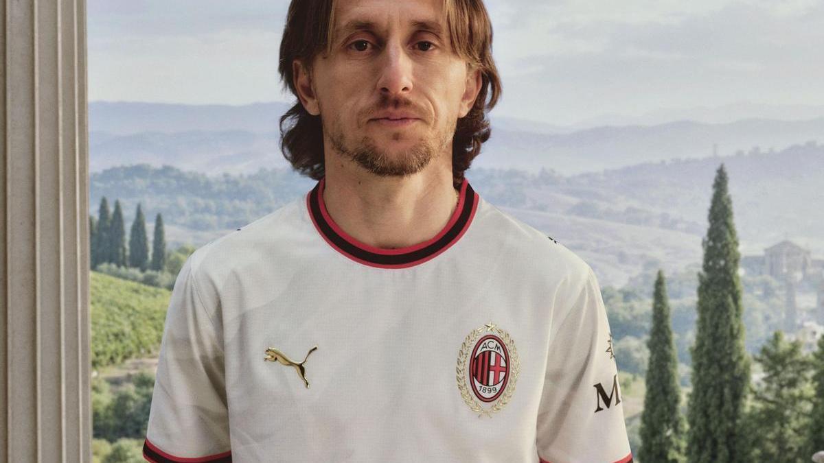Modric renueva con el Milan una temporada más