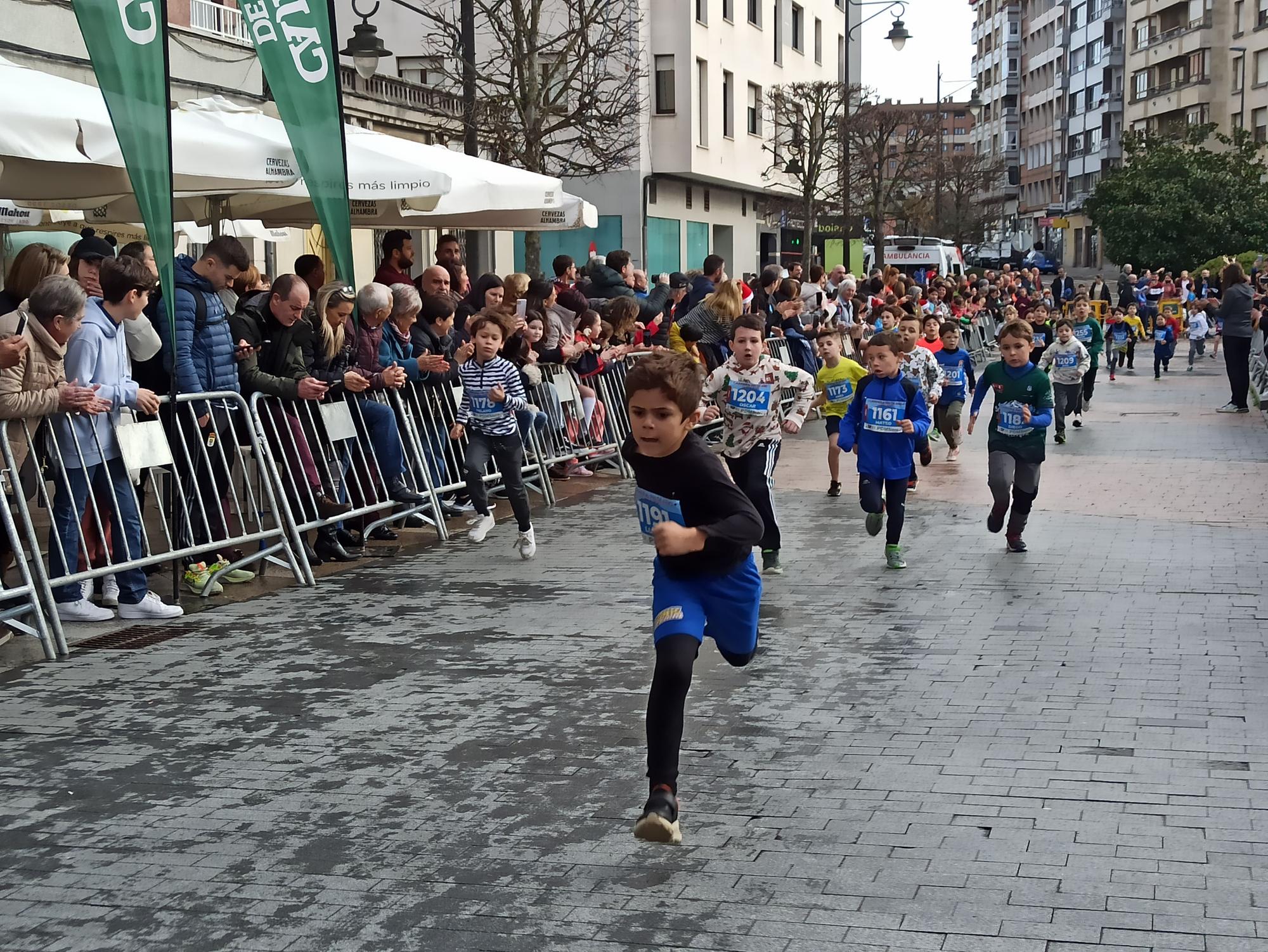 Casi 1.500 participantes disputan la carrera de Fin de Año de Pola de Siero