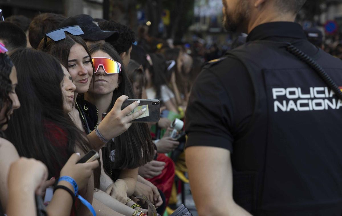 La fiesta estalla en Elda con el pasodoble "Idella"