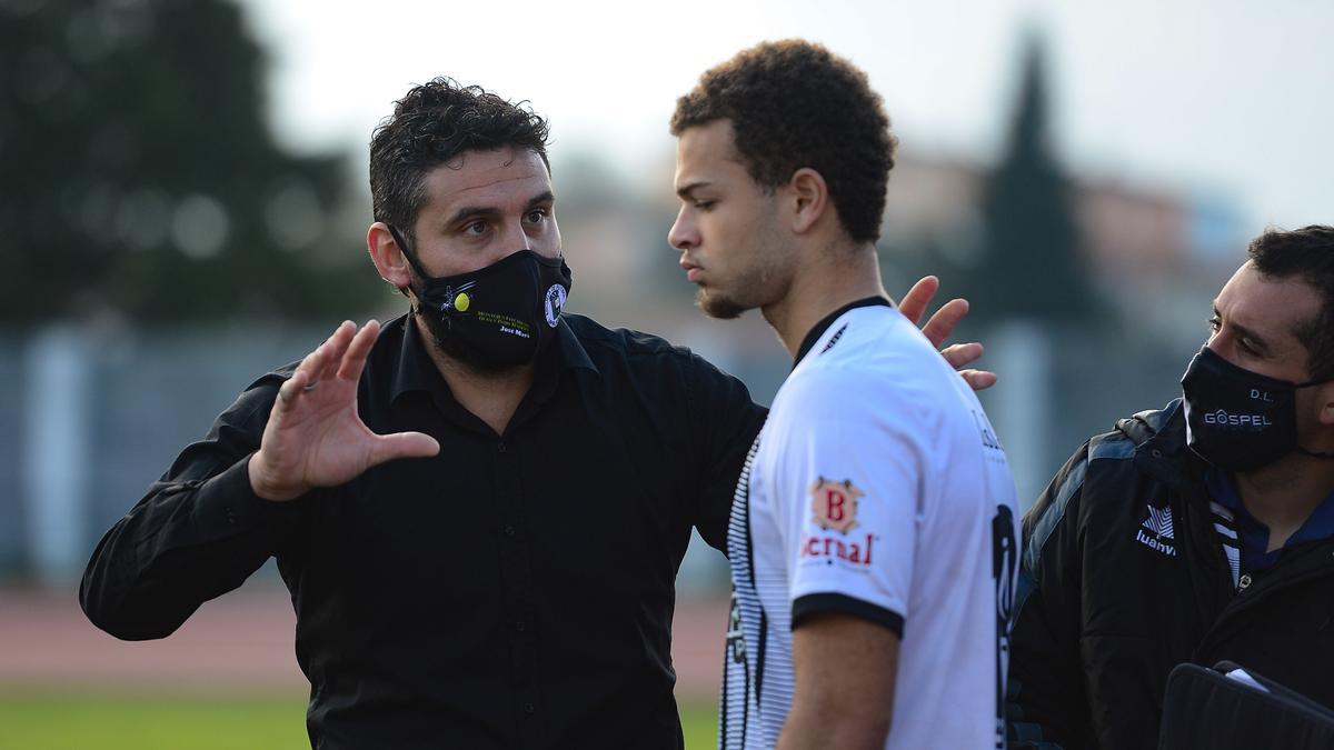 Luismi, en su última temporada en la UP Plasencia.