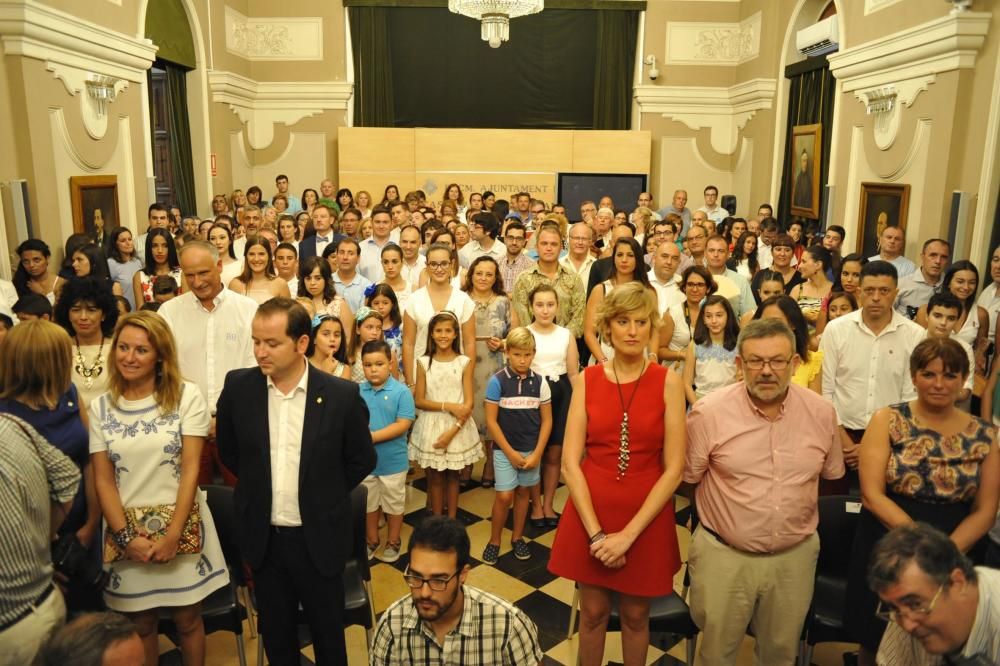 Castelló da la bienvenida a las reinas de 2017