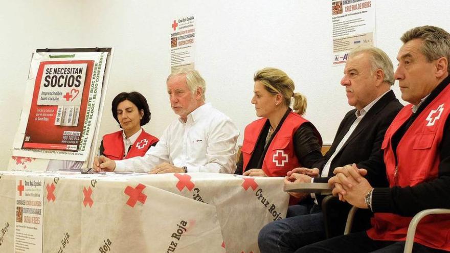 La presentación del concierto de Cruz Roja, ayer, en Mieres.