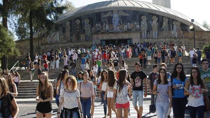 Los alumnos podrán fraccionar la matrícula de la UCO sin interés