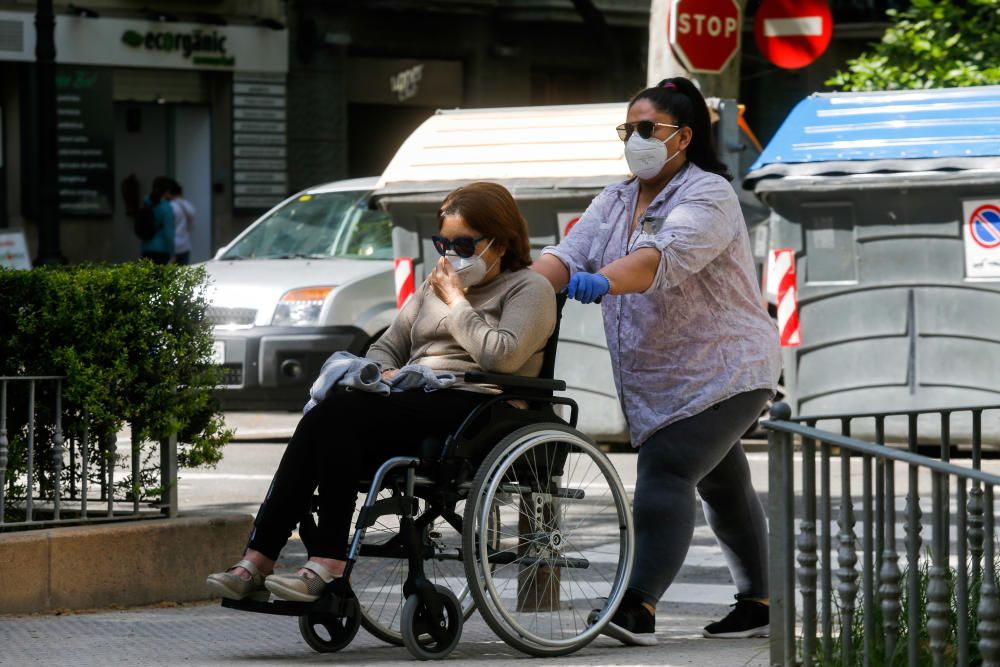 Los mayores también comienzan sus paseos