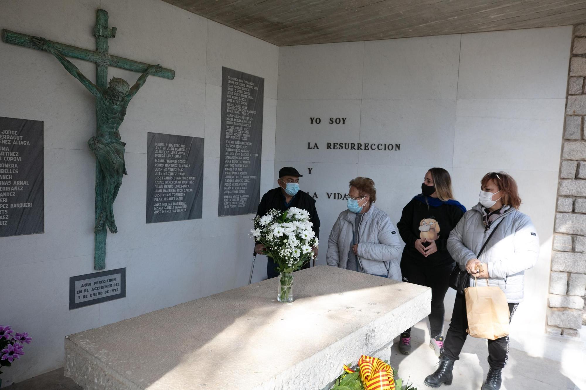 Homenaje a las víctimas del accidente aéreo de ses Roques Altes