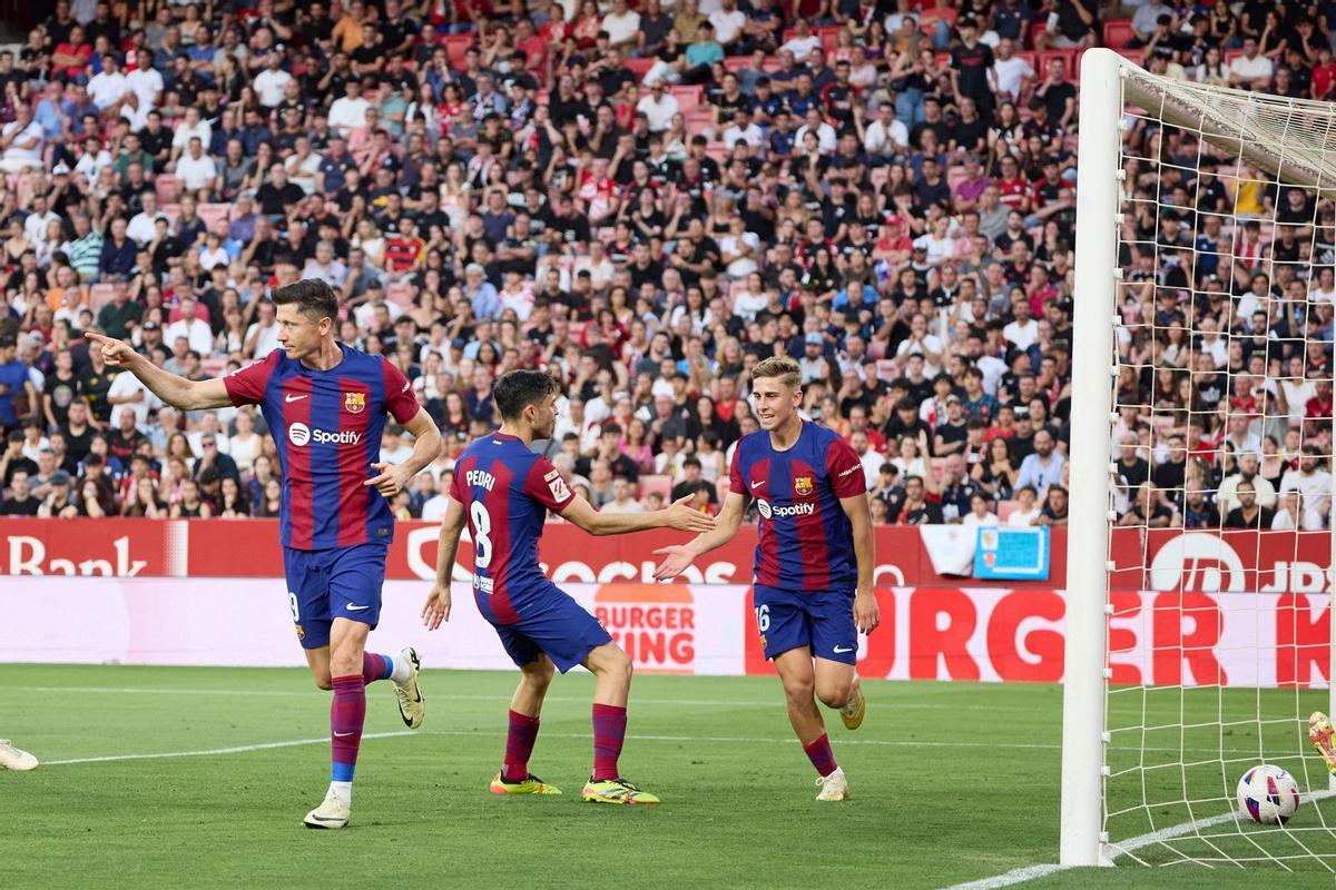 Sevilla FC - FC Barcelona, el partido de la jornada 38 de LaLiga EA Sports, en imágenes.