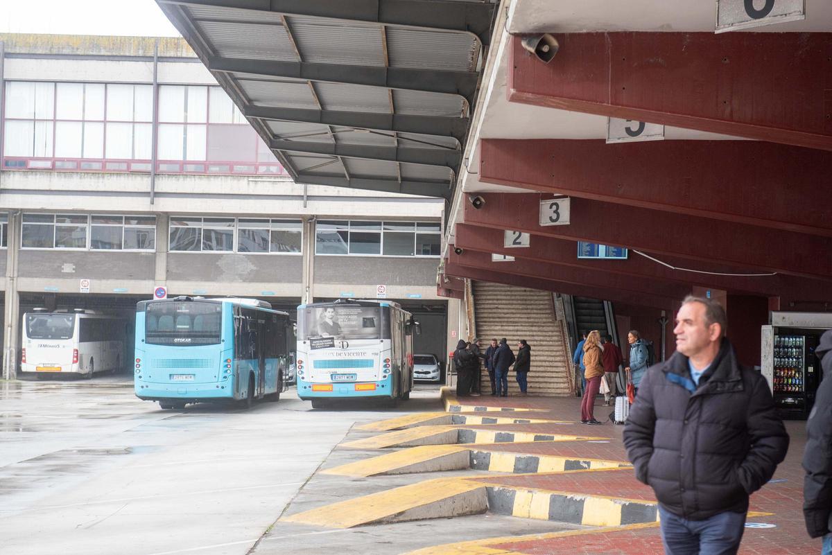 Huelga del transporte interurbano: otro día con los buses parados en la estación de A Coruña