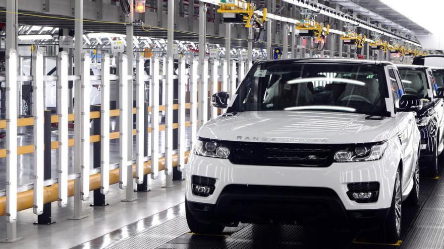 Land Rover despedirá a 1.000 trabajadores en Reino Unido por la caída de las ventas