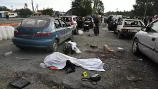 Ascienden a 30 los muertos en un ataque ruso contra un convoy humanitario en Zaporiyia