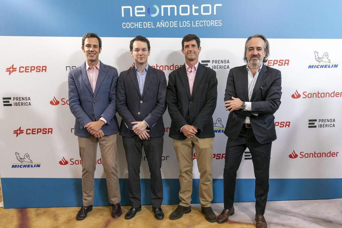 Invitados de sector de la automoción a la Gala Neomotor 2024 Invitados de sector de la automoción a la Gala Neomotor 2024