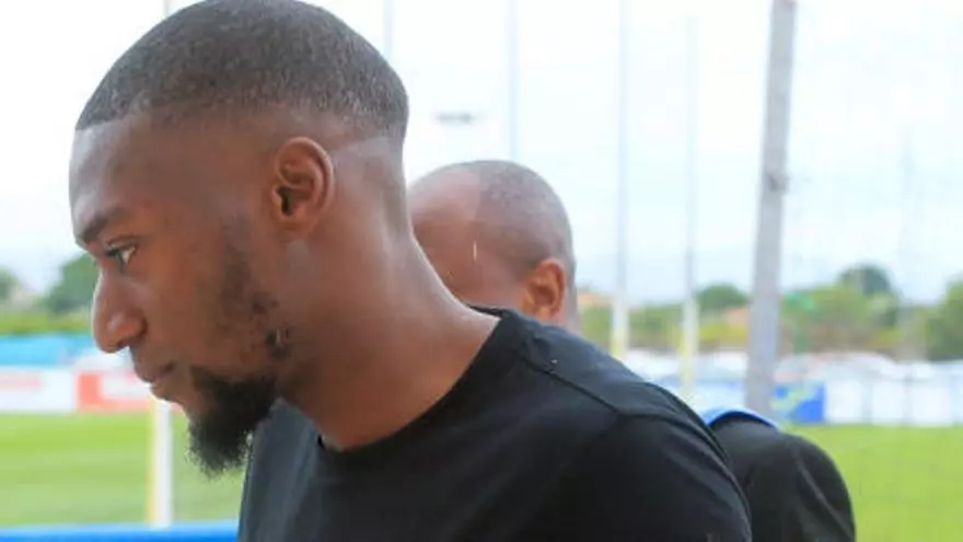 Ekambi espera en París su fichaje por el Olympique Lyon