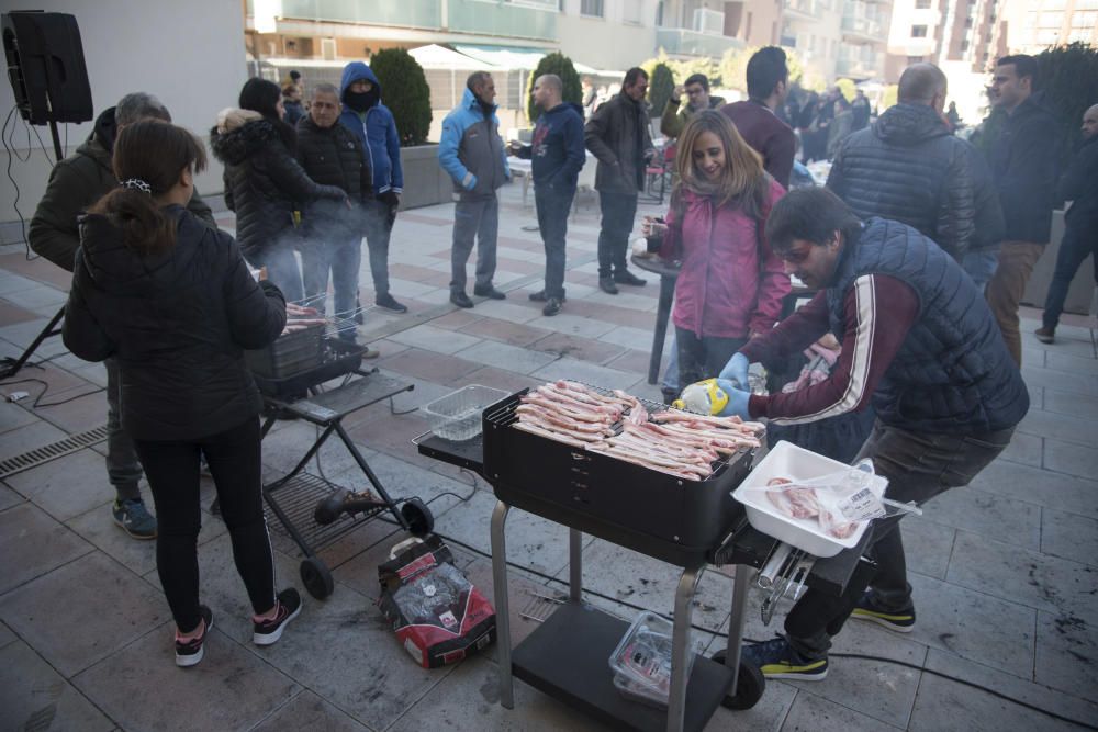 Dinar de celebració ahir al migdia a l’espai comunitari